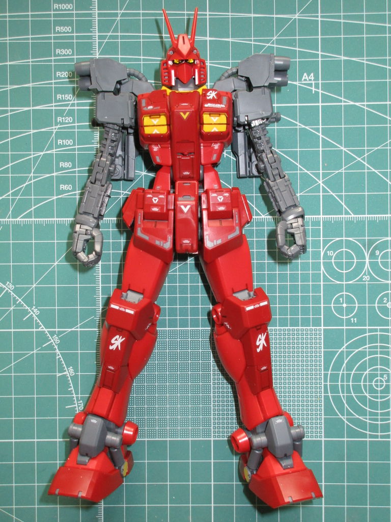 Mg ガンダムアメイジングレッドウォーリア製作 胸部と頭部の外装パーツ編 ガンプラ自由に作って良いじゃない