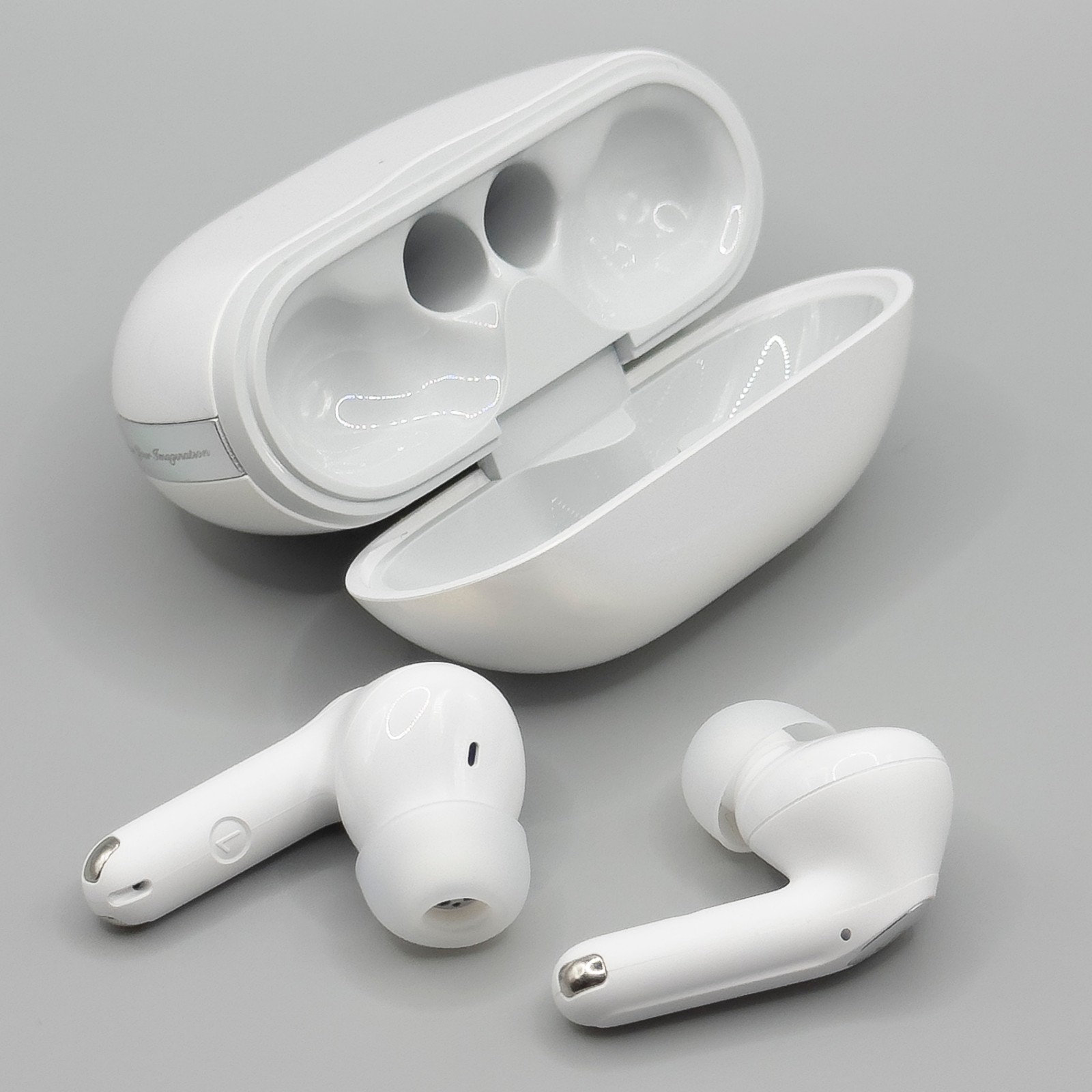 SOUNDPEATS Air4Pro ホワイト ノイズキャンセリング SOUNDPEATS ワイヤレスイヤホン Air4 ノイズキャンセリング