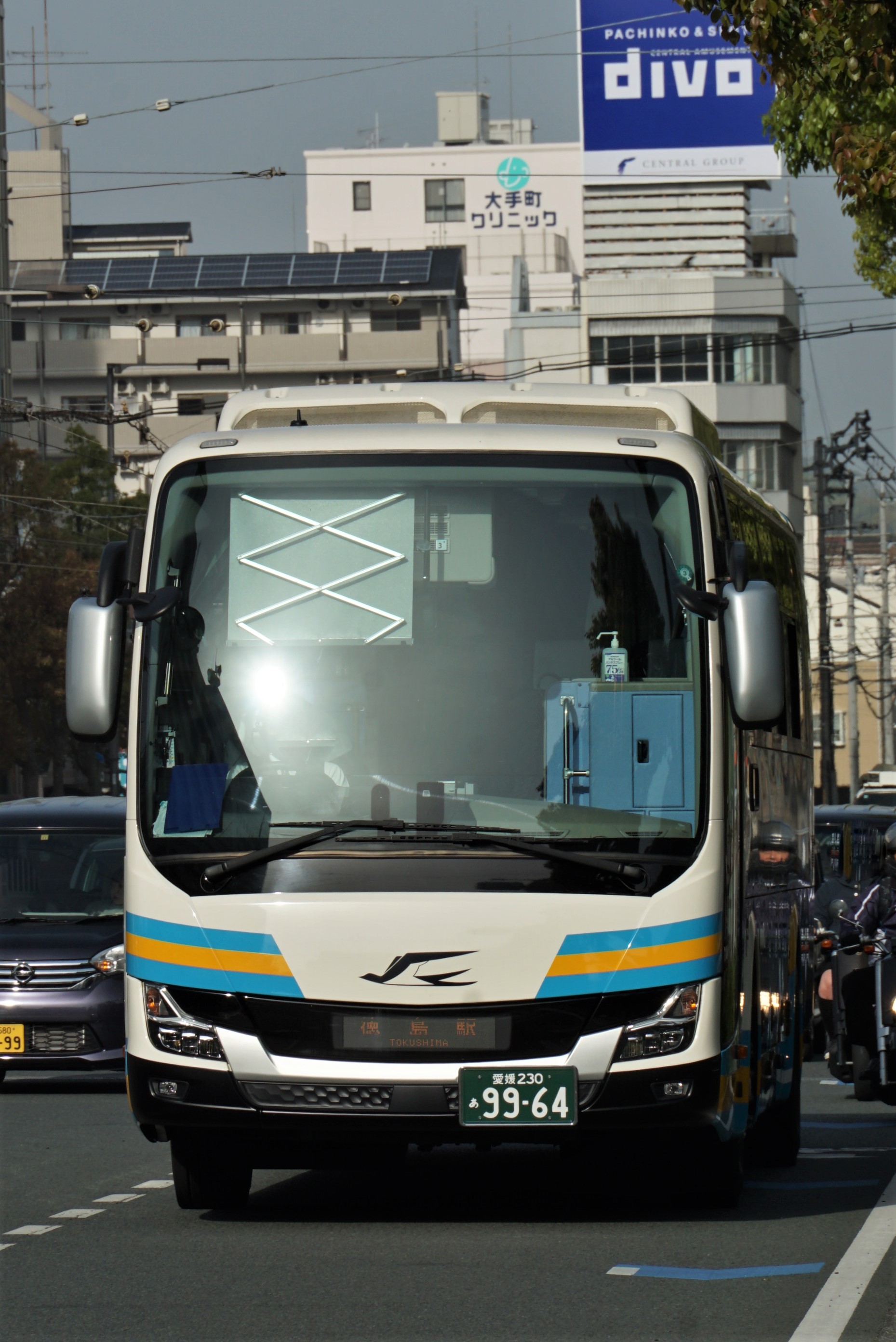 ジェイアール四国バス644-9964 : とびぃの落書帳