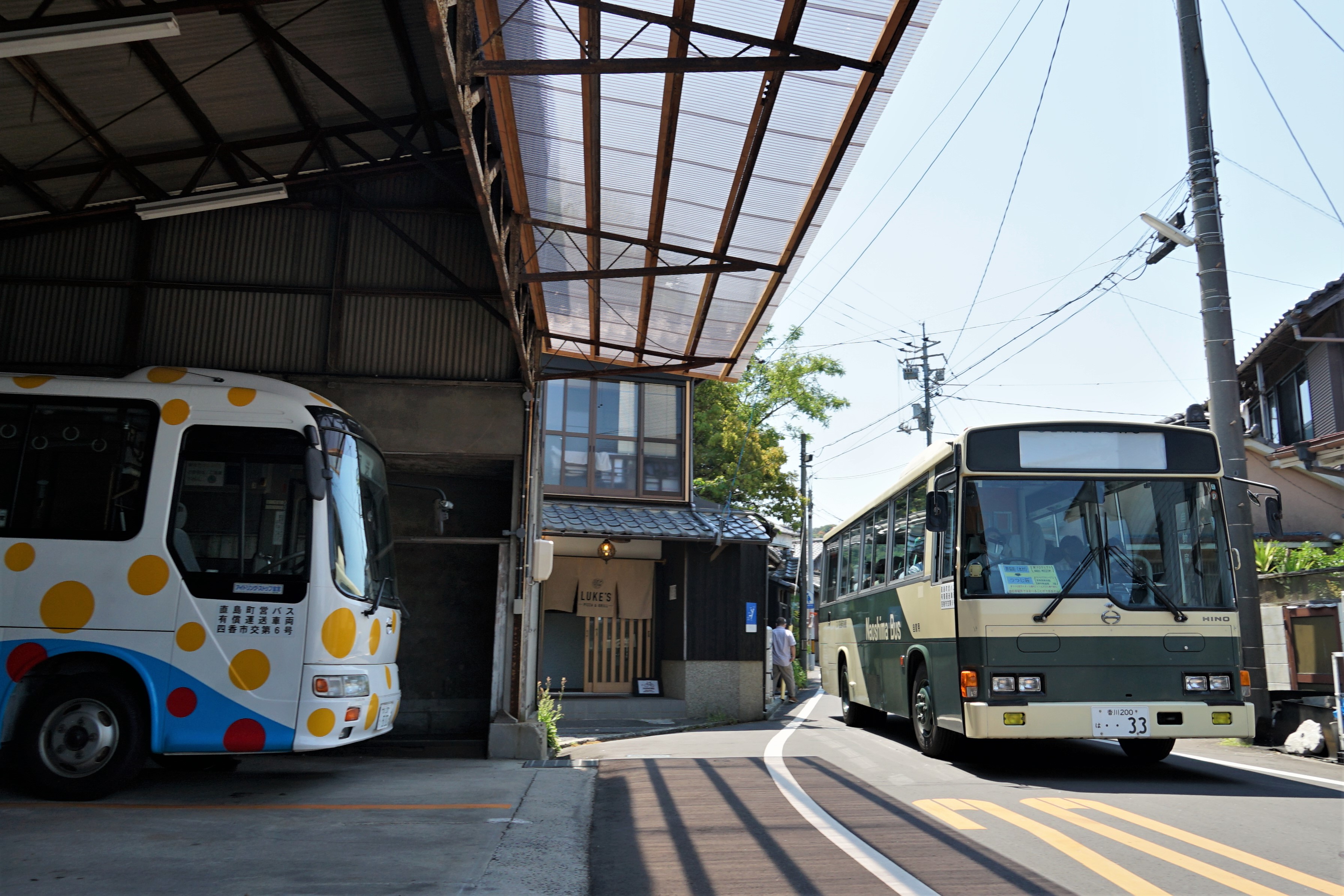 直島町営バス33 : とびぃの落書帳