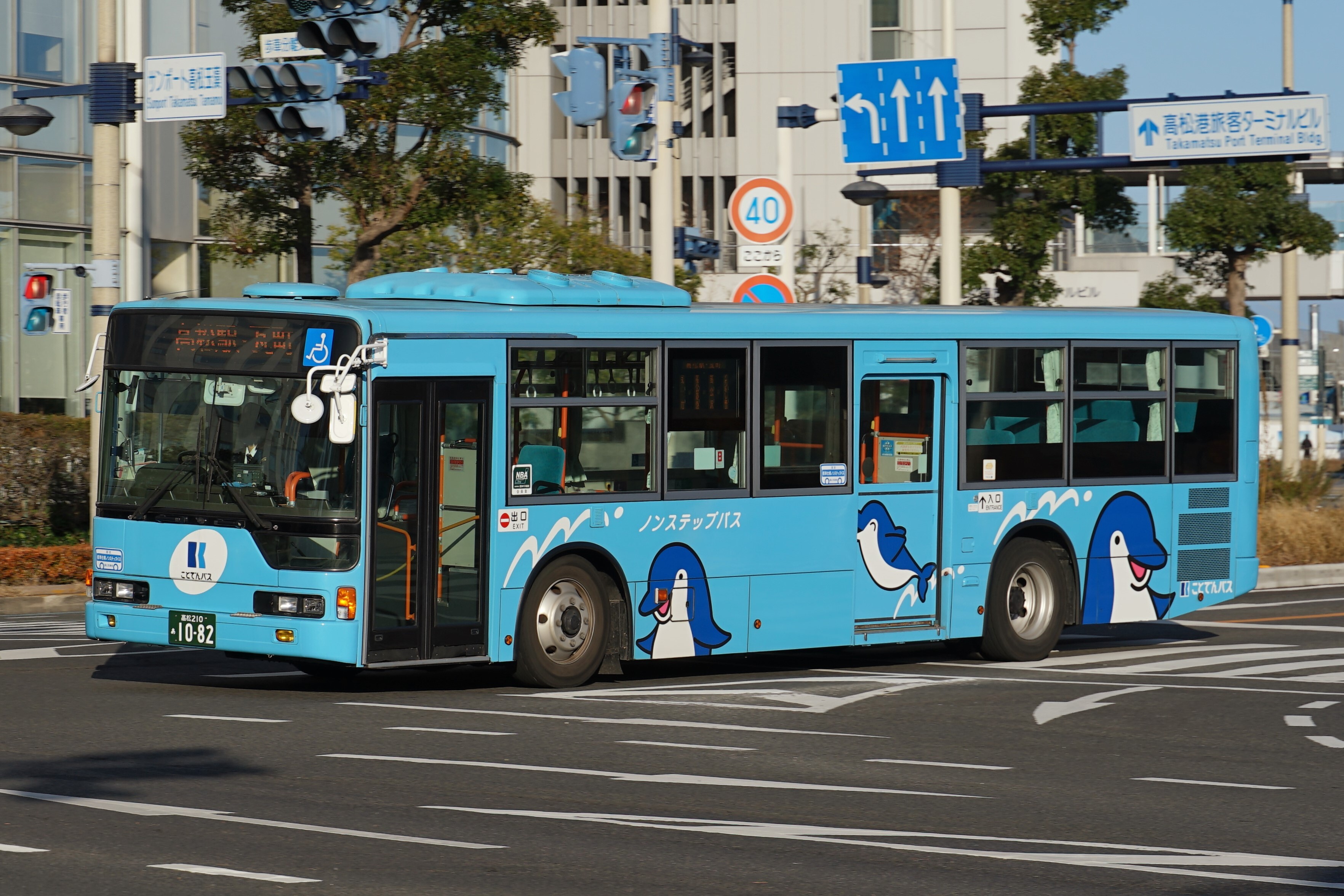 ことでんバス1082 : とびぃの落書帳