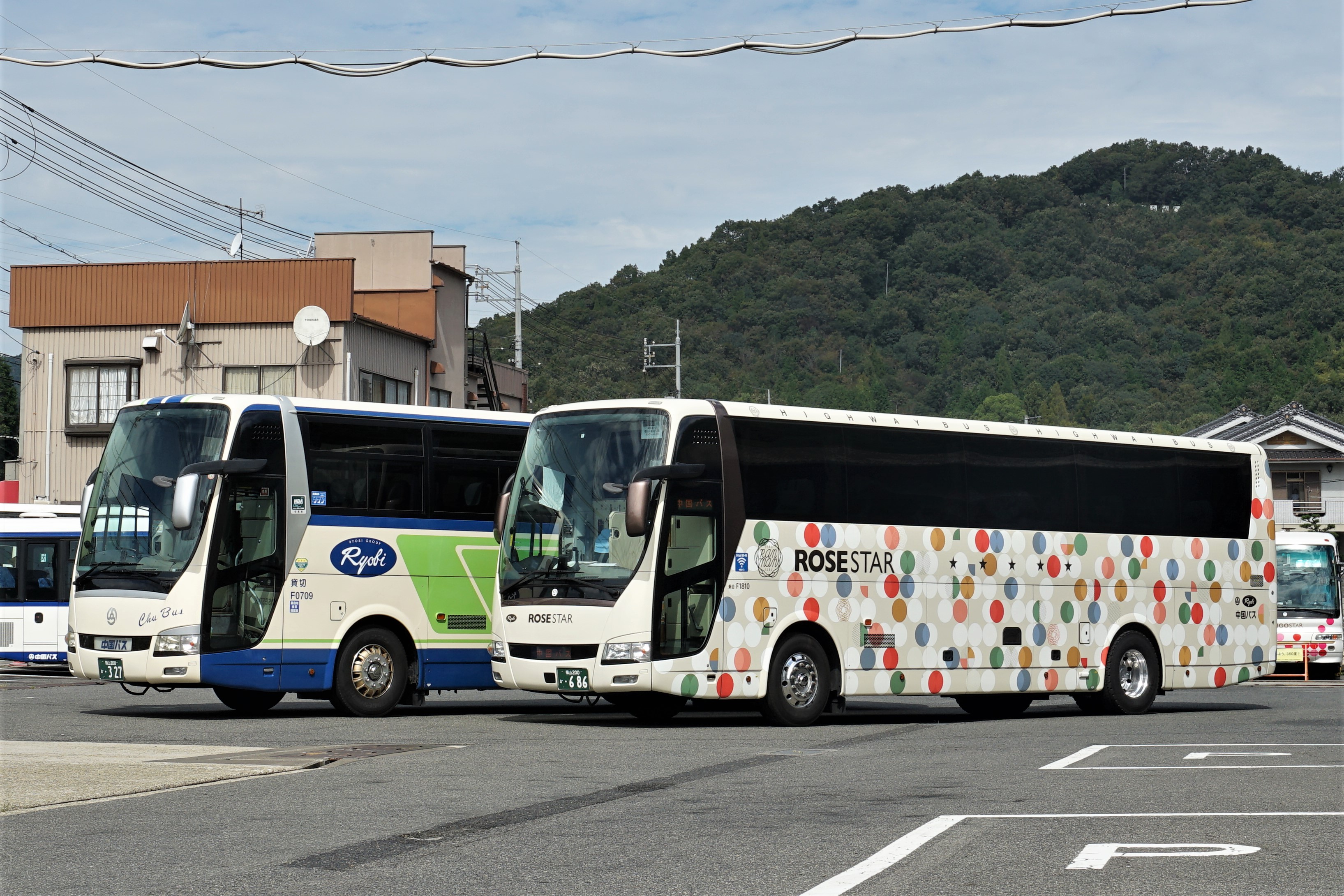 中国バスF1810 : とびぃの落書帳