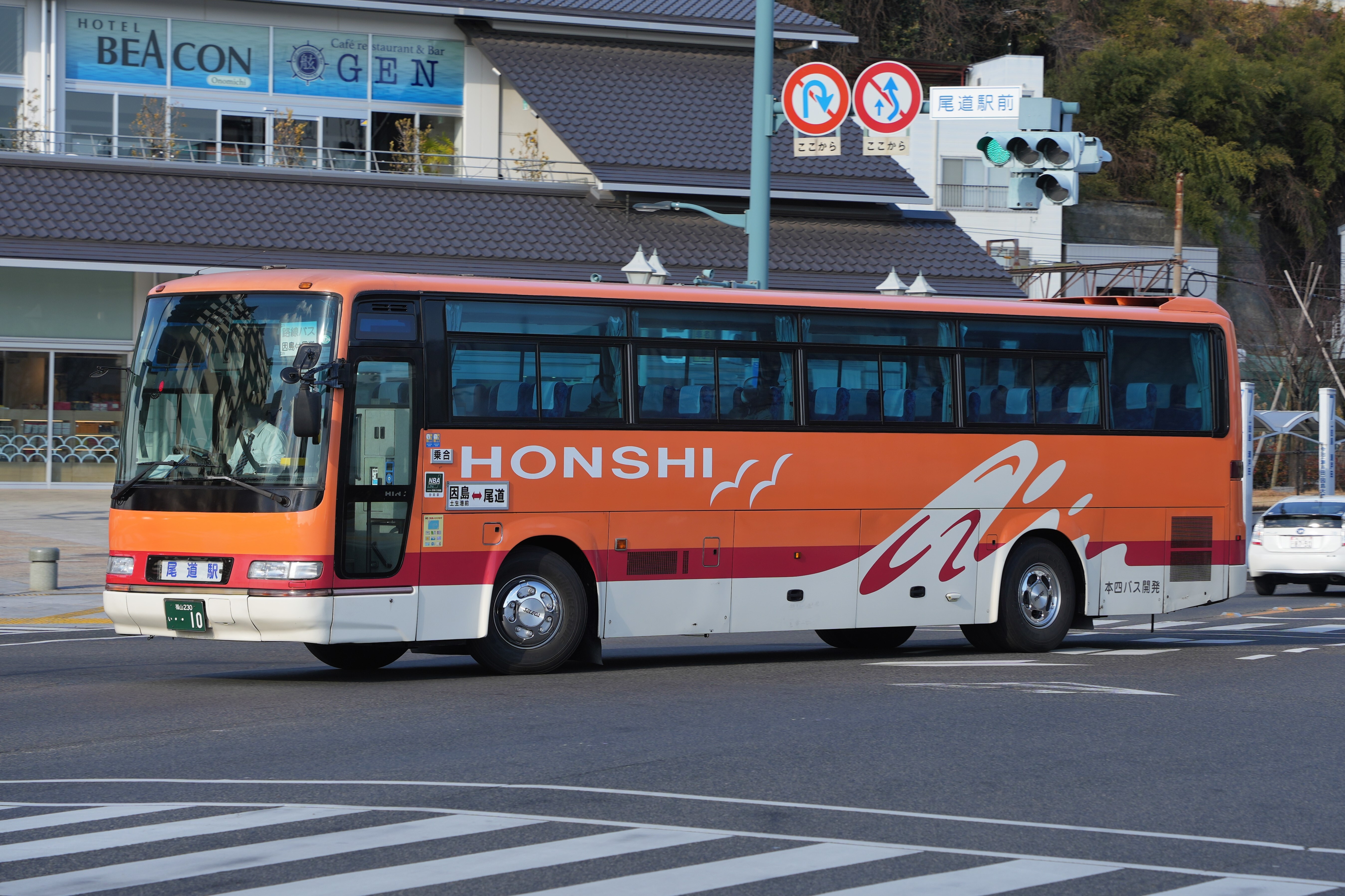 Honsi 本四バス開発10 : とびぃの落書帳