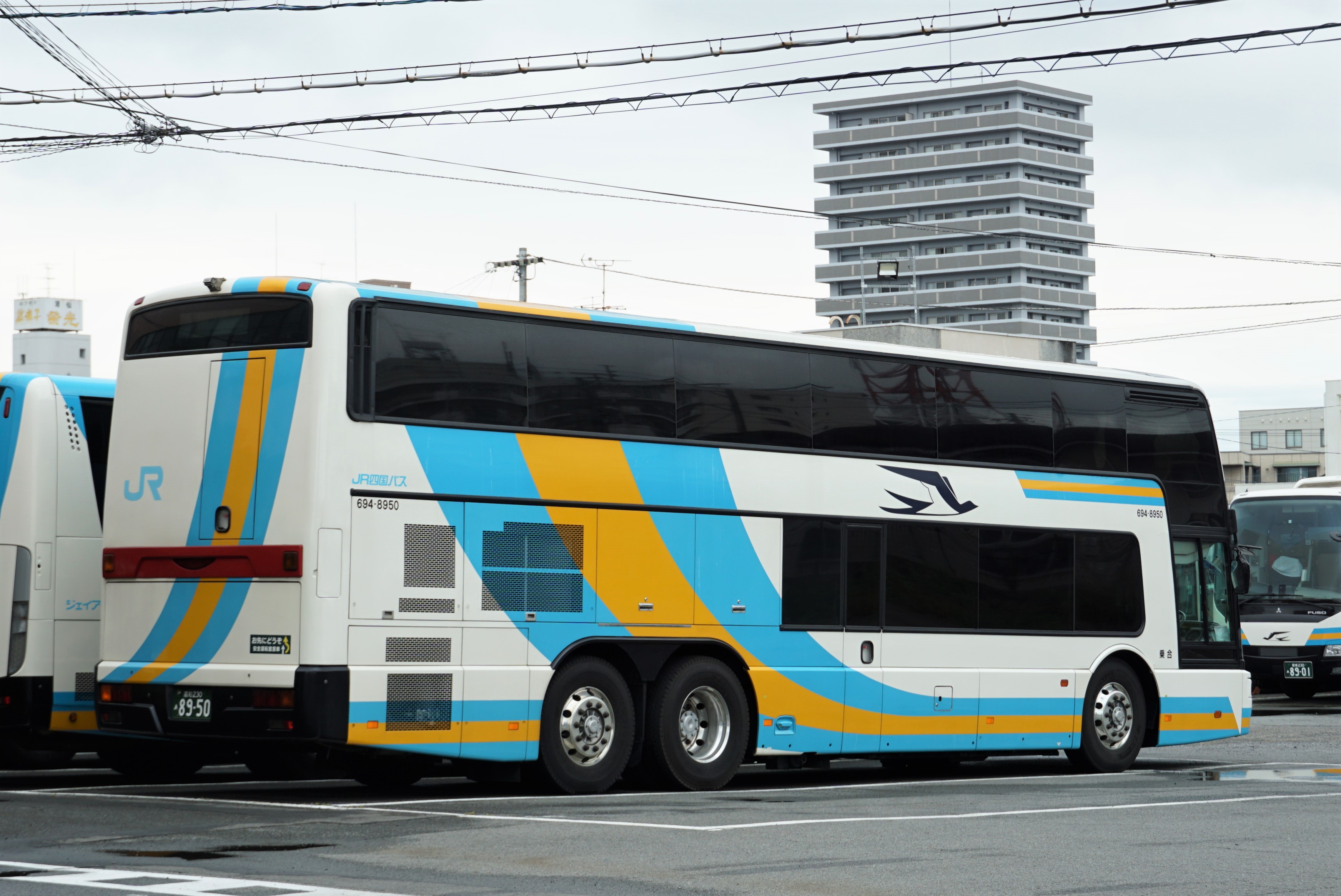 よっしーです！ Cómo dibujar a Tengen Uzui paso a paso | TikTok