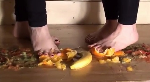 【動画】二人で仲良くフードクラッシュに挑戦！1