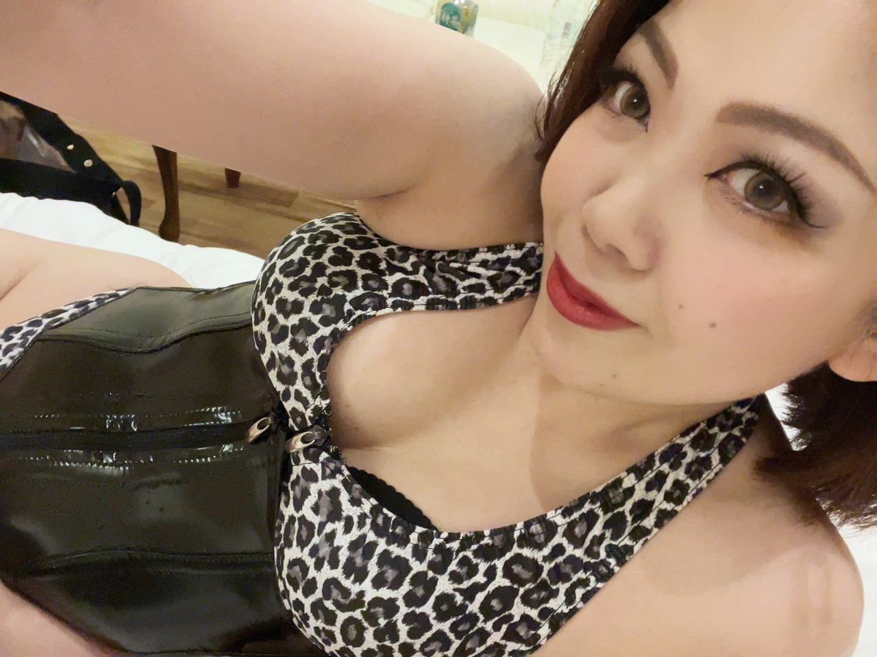 Mistress Jyun -純- / Fetishi-SM 大阪