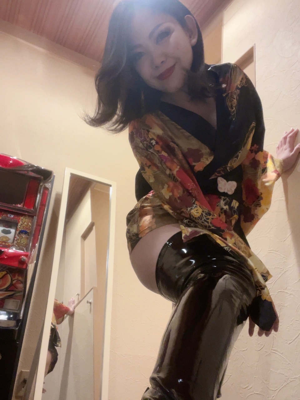 Mistress Jyun -純- / Fetishi-SM 大阪