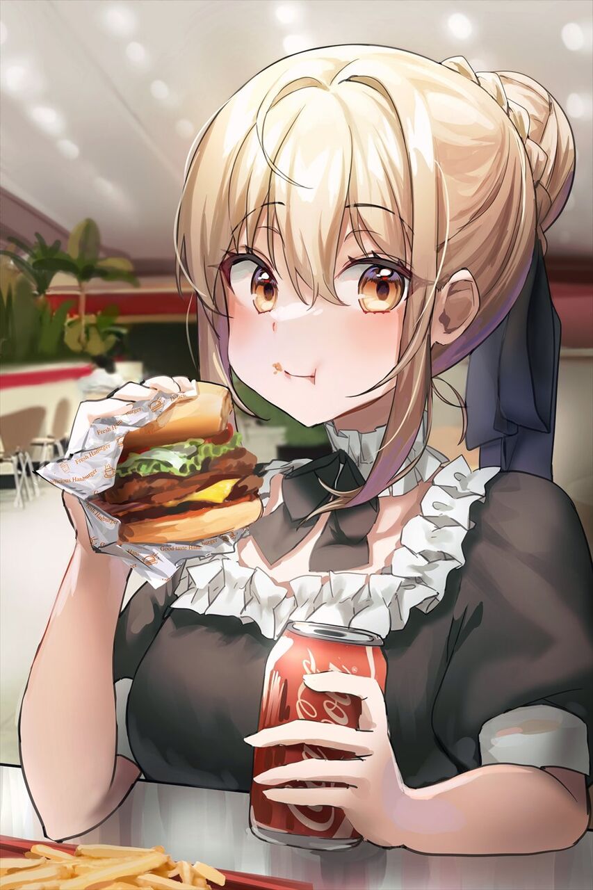 Fgo メイド姿の黒王様イラスト コーラ片手にハンバーガー食べてるの可愛すぎるなｗ