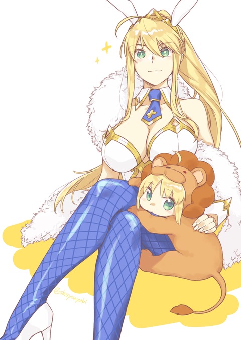 EO5ChGAU0AAwAsm