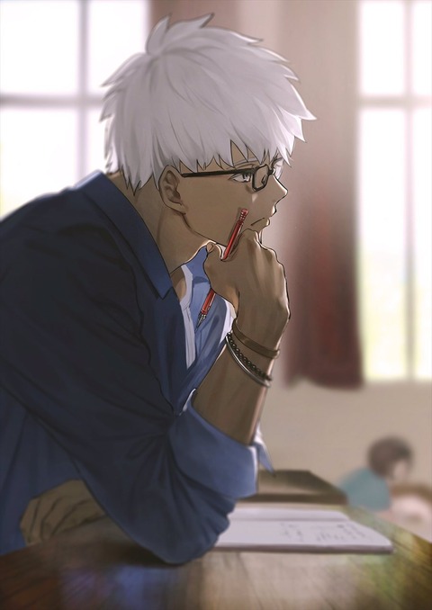 【FGO】大学で講義を聞いてる夏霊衣エミヤ！！　素敵なお兄さんすぎる！！
