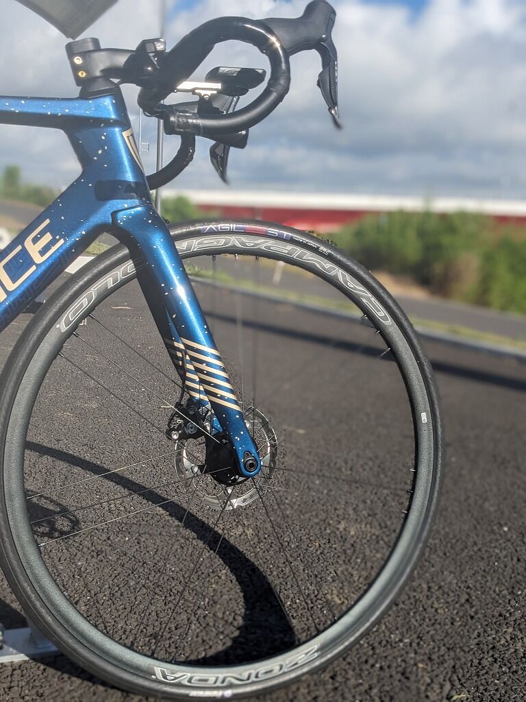 ミドルグレードホイールの代表格 Campagnolo ZONDA DBのパワー！ : え