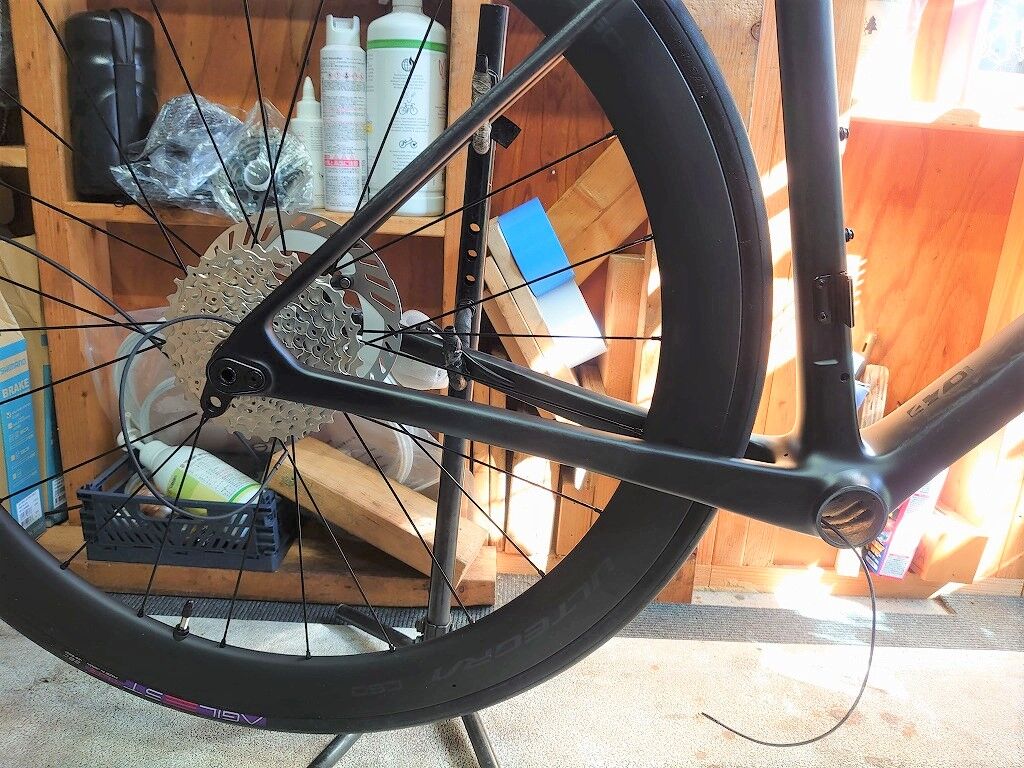 WINSPACE SLC2.0を新型ULTEGRA R8100シリーズでバラ完組み！ : えふえ