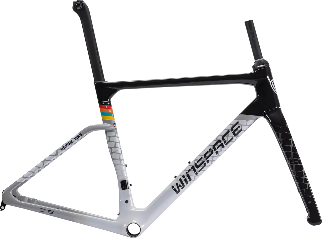 ウィンドゥ型フレーム。 WINSPACE 新型フレーム、C5 AERO : えふえふぶろぐ