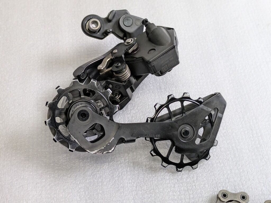 アルテグラ　R8070 Di2 コンポセット 中古品販売】ULTEGRA R8070 Di2 11速 油圧コンポセット 、一体型
