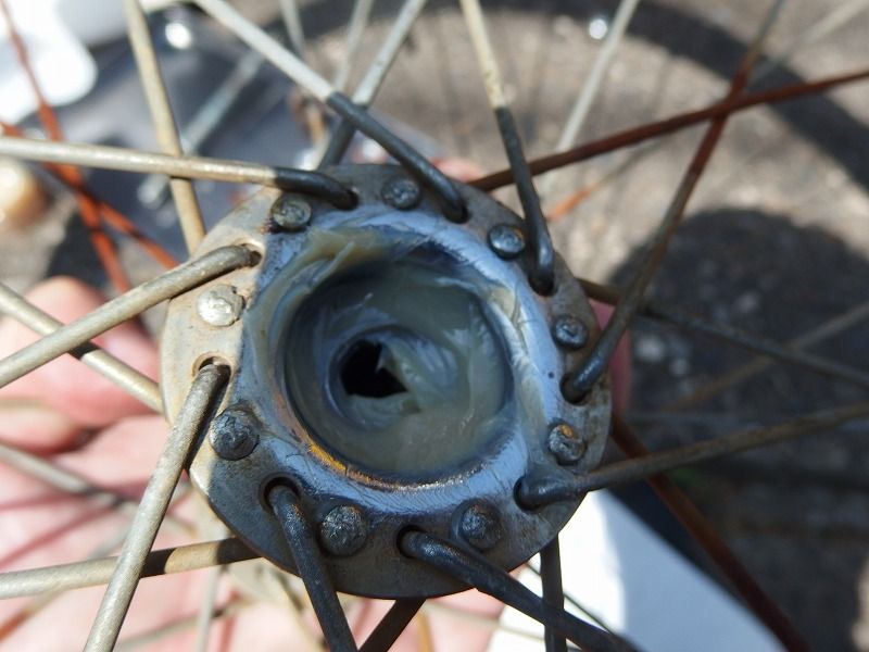 自転車 ハブ グリス