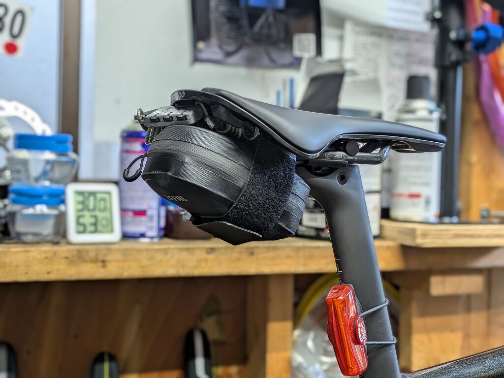 サマパケ さよならMATTONE！ 小型サドルバッグ Zefal Z ROAD PACKを導入
