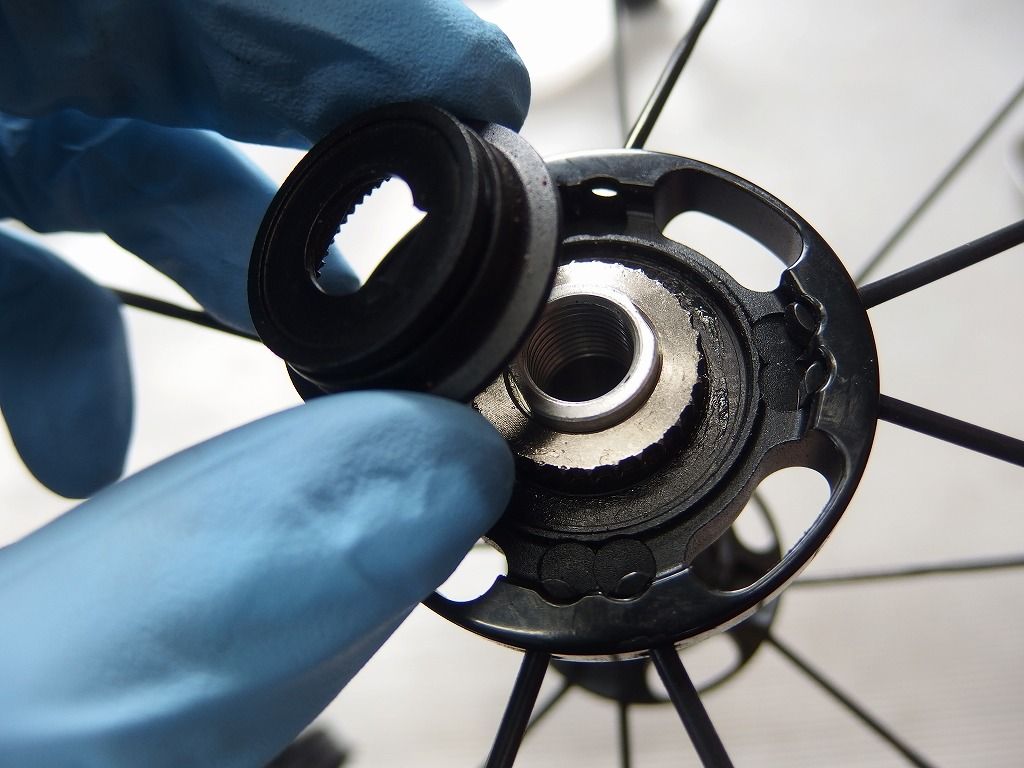 取り外し品　デュラエースWH-R9100 ハブ WH-R9100 1000km使用後のグリスアップとドライブトレイン