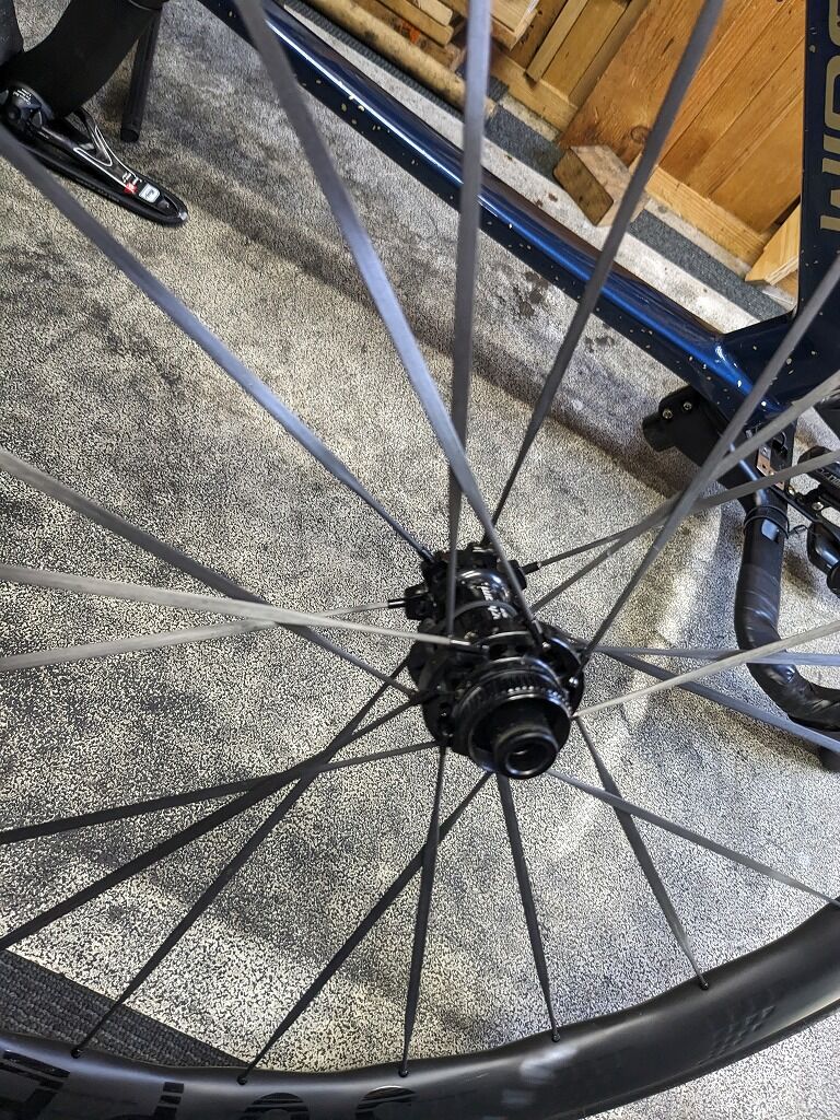 SUPERTEAM ALL CARBON ULTRA D28-50 DISC 2023 ～乗車前～ : えふえふ