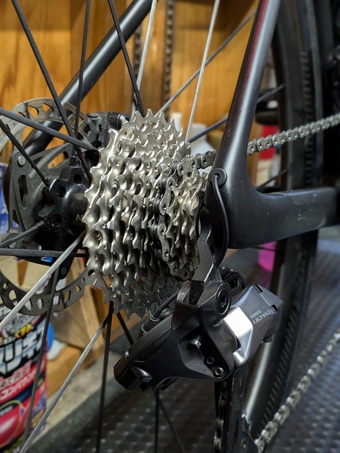 12速用チェーン CN-M8100 伸び率0.5％以下から交換したら・・・ : え