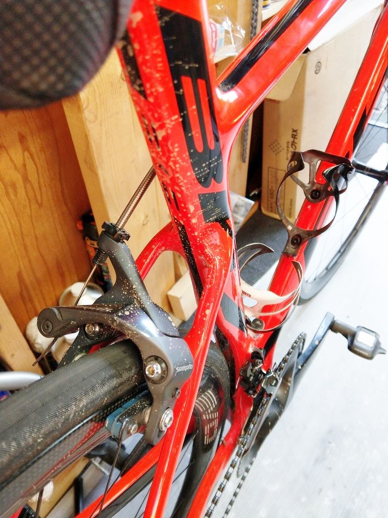 ライド後のロードバイク洗車にNewアイテムを試してみる（ワコーズ