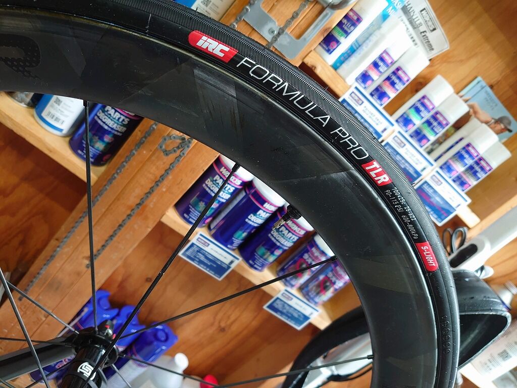 パーツ FORMULA PRO TUBELESS READY S-LIGHT28c FORMULA PRO TUBELESS READY S-LIGHT | アイ・アール・シー 井上