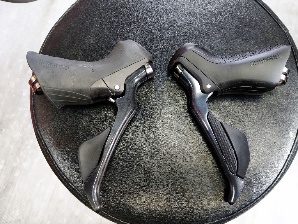 アルテグラr8050 di2 Shimano Ultegra Di2 RD-R8050 Rear Derailleur - Components