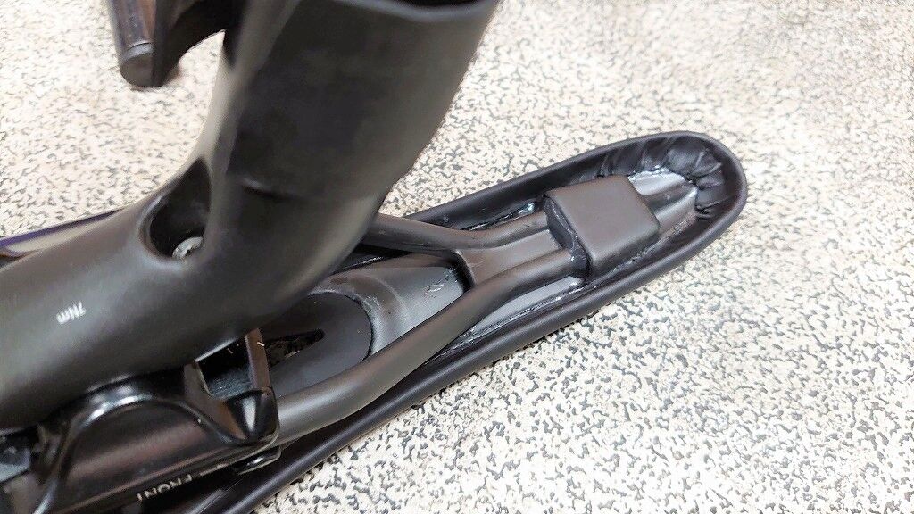 カッチカチは正義か!？ PRIME Primavera 軽量カーボンサドル : えふえ