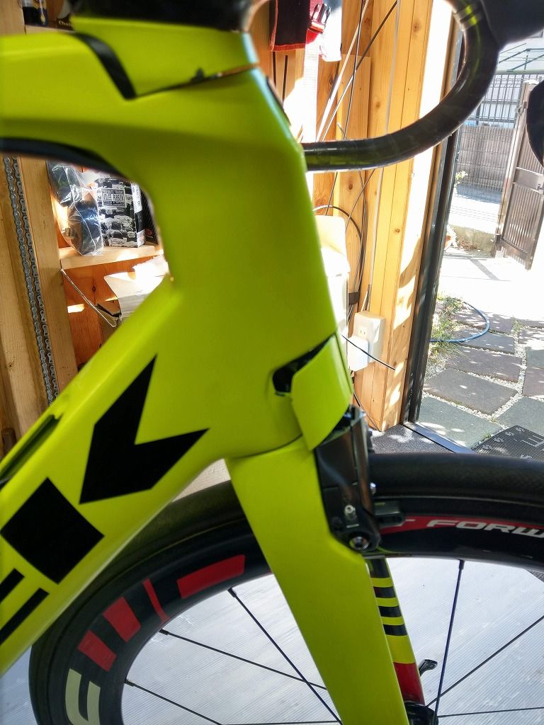 エアロロード TREK Madone9を組み立てる : えふえふぶろぐ