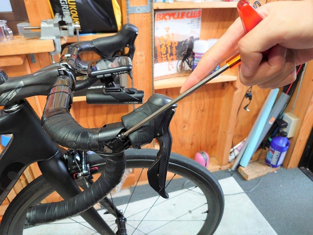ロードバイクの整備 六角レンチの基本的な使い方となめやすいボルト えふえふぶろぐ ロードバイクの整備 六角レンチの基本的な使い方となめやすいボルト えふえふぶろぐ