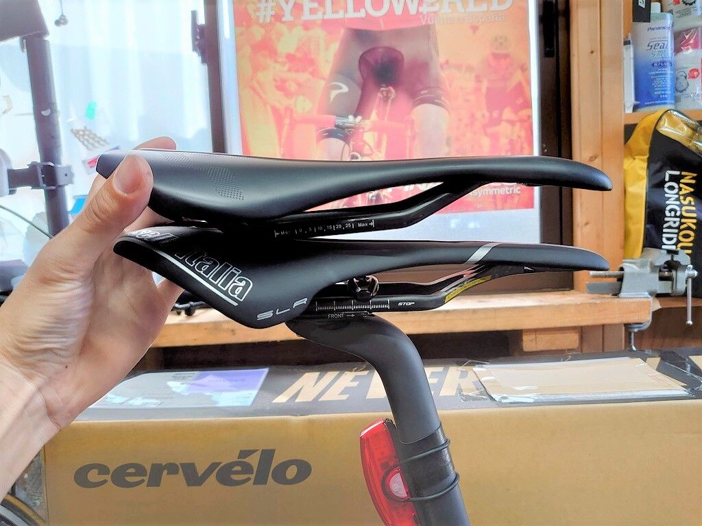 Selle Italia SLR Kit Carbonio Flow カーボン | monsterdog.com.br