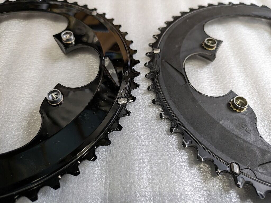 画像で見る】FC-R8100 と FC-R9200 フロントチェーンリングの差