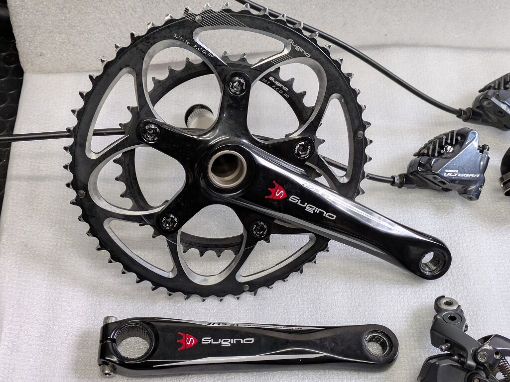 アルテグラr8070 コンポーネントセット 充電器付き 中古品販売】ULTEGRA R8070 Di2 11速 油圧コンポセット 、一体型