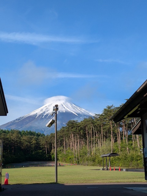 PXL_20250527_214746959