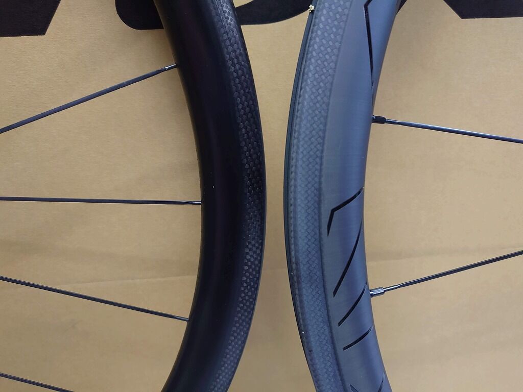 TOKEN VENTOUS Zenith カーボンホイール トーケン TOKEN ヴェントス ゼニス VENTOUS ZENITH カーボン