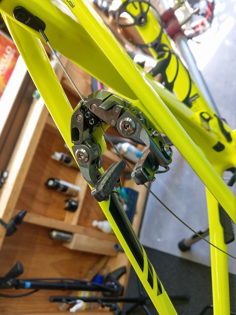 エアロロード TREK Madone9を組み立てる : えふえふぶろぐ
