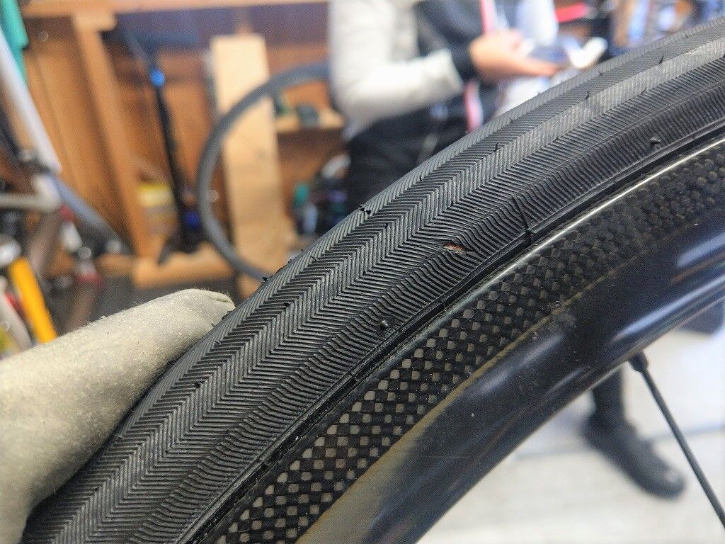 チューブレスタイヤのパンクを修理する えふえふぶろぐ