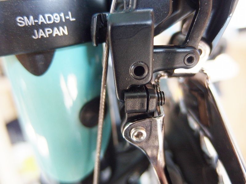 新型DURA-ACE FD-R9100 徹底解剖第3段 トップ調整ボルト : え