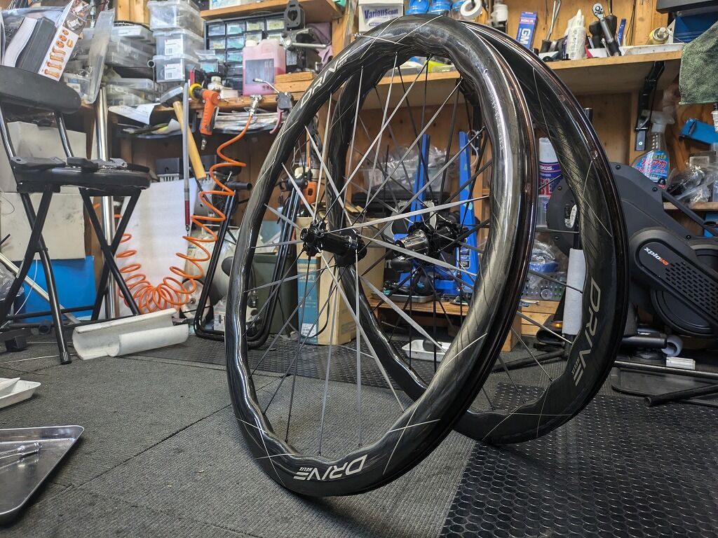 ELITEWHEELS DRIVEシリーズ 40D 50D HELIX 46D 57D 比較