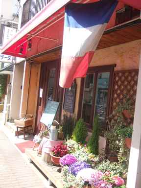 フォンテーヌ 店外