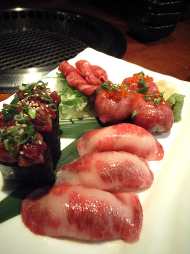 081215よろにくイチボトモ三角たてバラユッケ