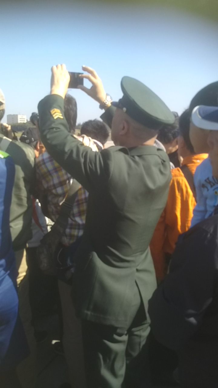 18年度入間航空祭 その3 ドジなカラスの壁ドン日記