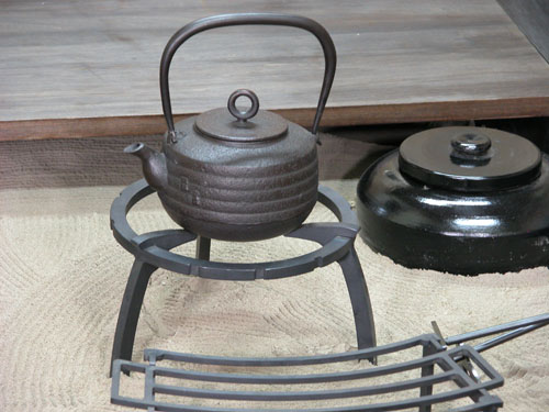 火鉢　囲炉裏　七輪 囲炉裏本舗 囲炉裏道具と火鉢用品の販売・通販