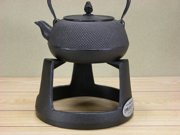 五徳 茶道具 炉 風炉 新品 囲炉裏 キャンプ 台座 鋳物か 五徳 茶道具 炉 風炉 囲炉裏 キャンプ 台座 鋳物か 薩摩風炉五徳（炉用