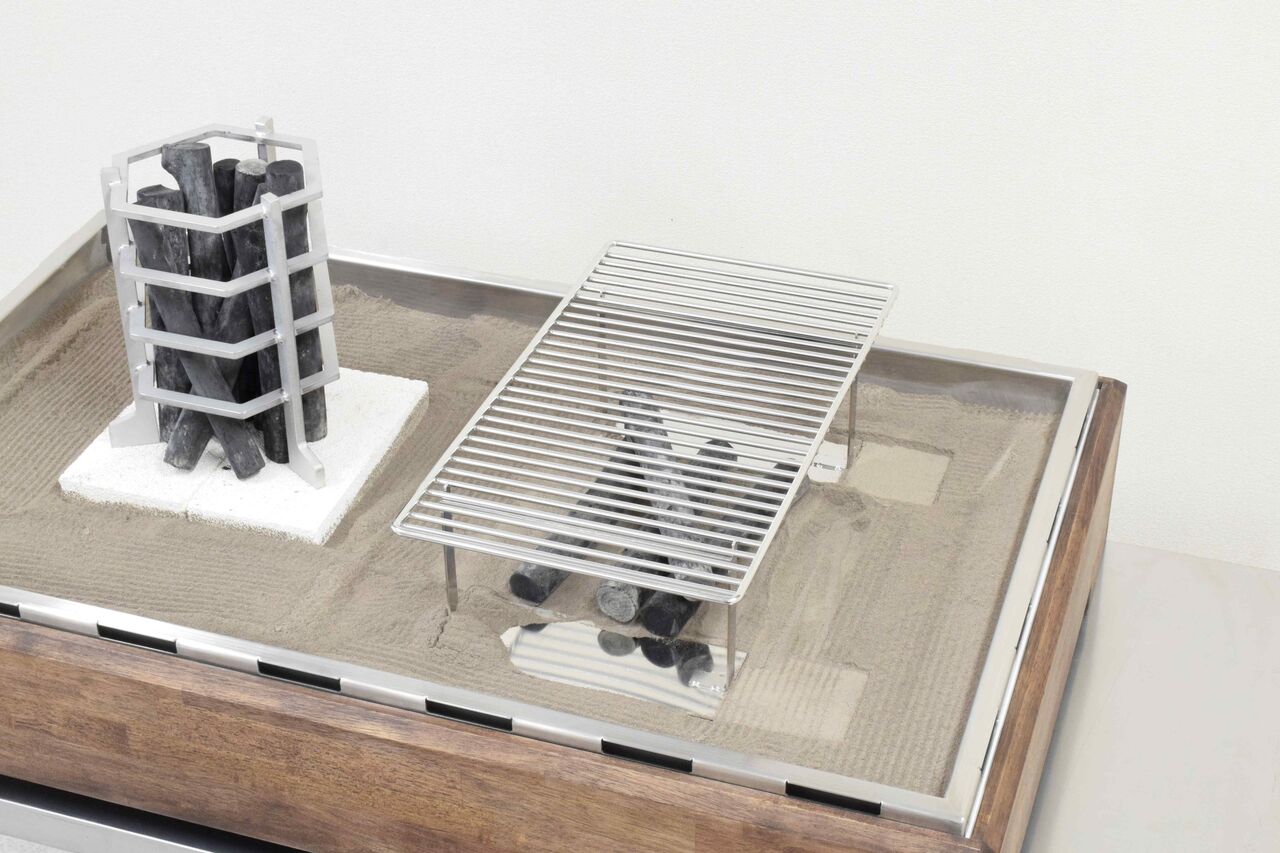 炉端焼き囲炉裏の通販 : 囲炉裏・火鉢・七輪のうんちく － 炭火道