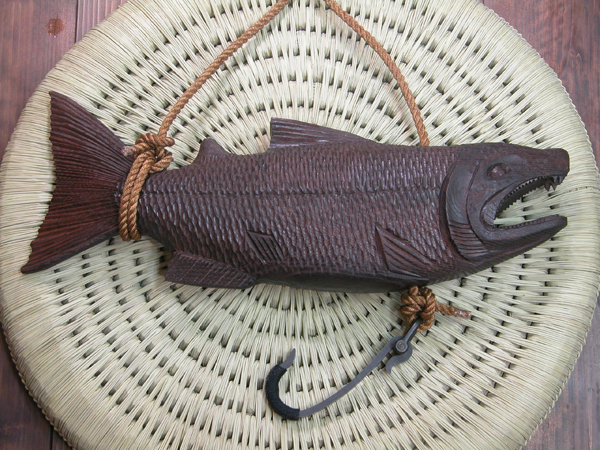 囲炉魚 囲炉裏の自在鈎 魚 : 囲炉裏・火鉢・七輪のうんちく － 炭火道