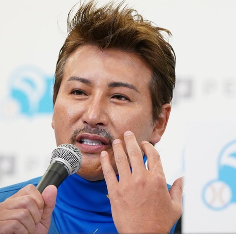 大谷翔平選手、新庄剛志監督の希少コレクションまとめ売り 大谷翔平選手、新庄剛志監督の希少コレクションまとめ売り