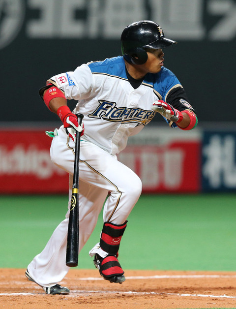 4B33EBCD-B396-407F-B3F0-443A9FA1BEE1
