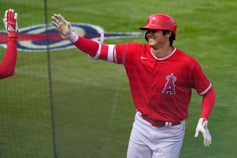 20210316_ohtani1_ap-560x373