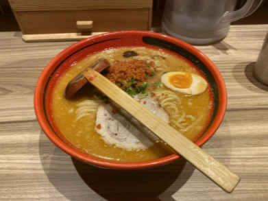 【画像】北海道で1番人気があるラーメン屋に来たぞ