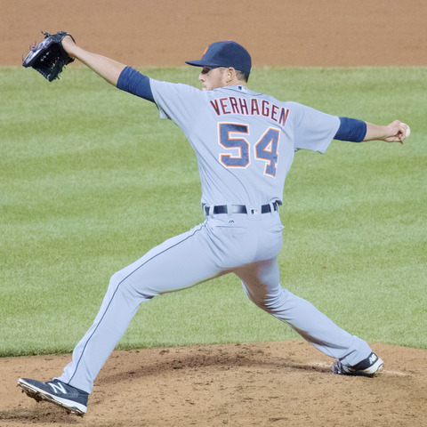 Drew_VerHagen_on_May_12,_2016